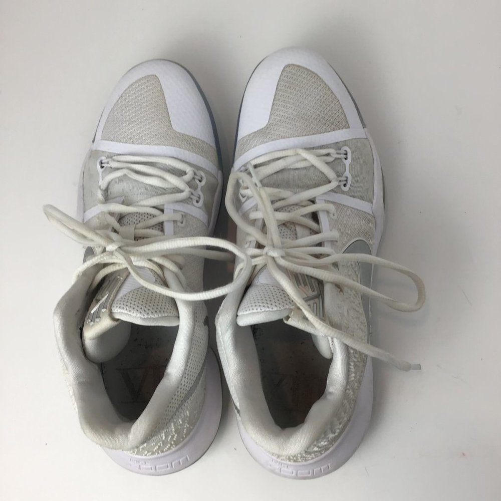 Nike Kyrie 3 White Chrome Size 9.5 - Picture 8 of 8